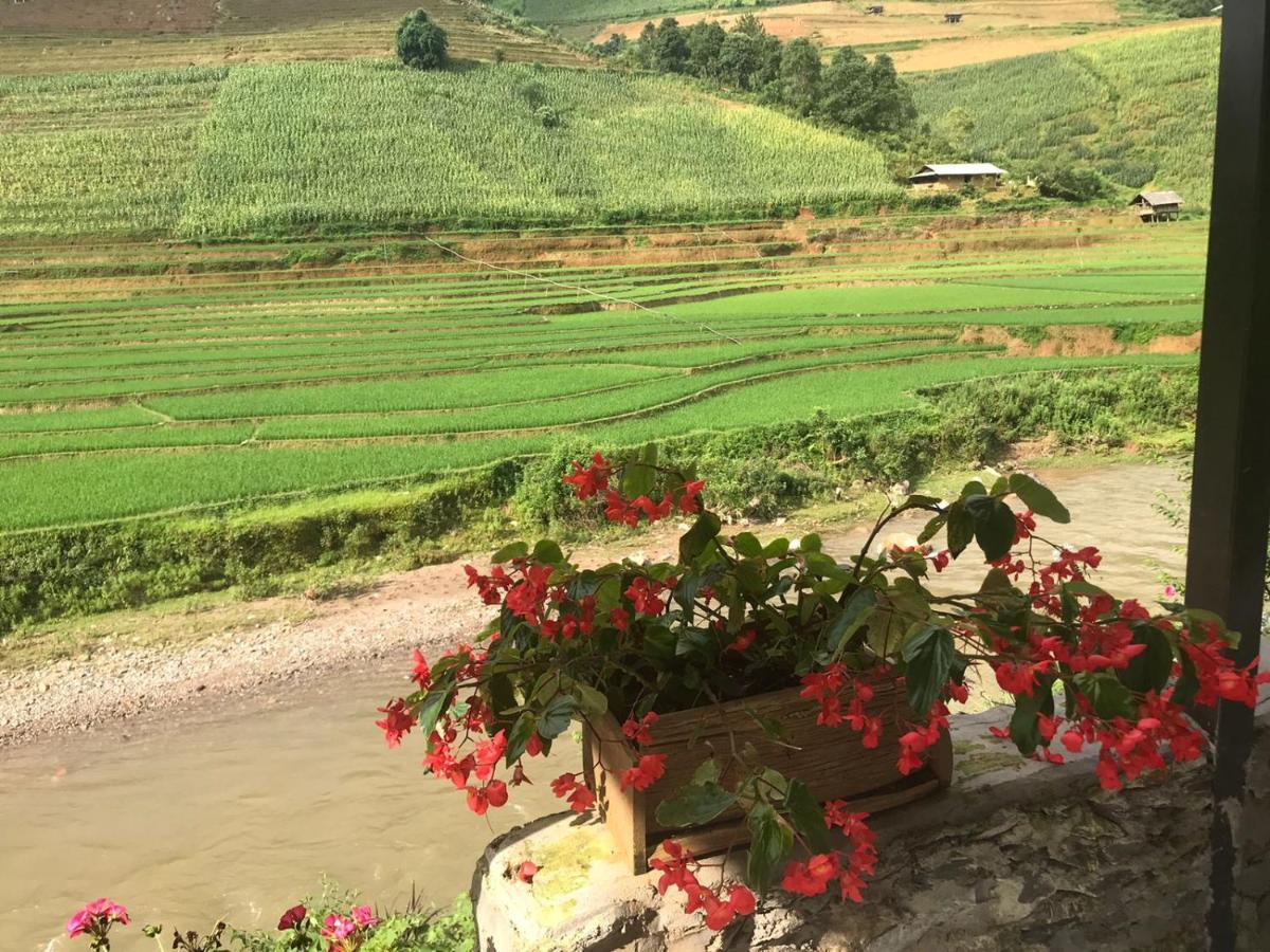 Dong Suoi H'mong & - Trek & Vegetarian Food Mu Cang Chai